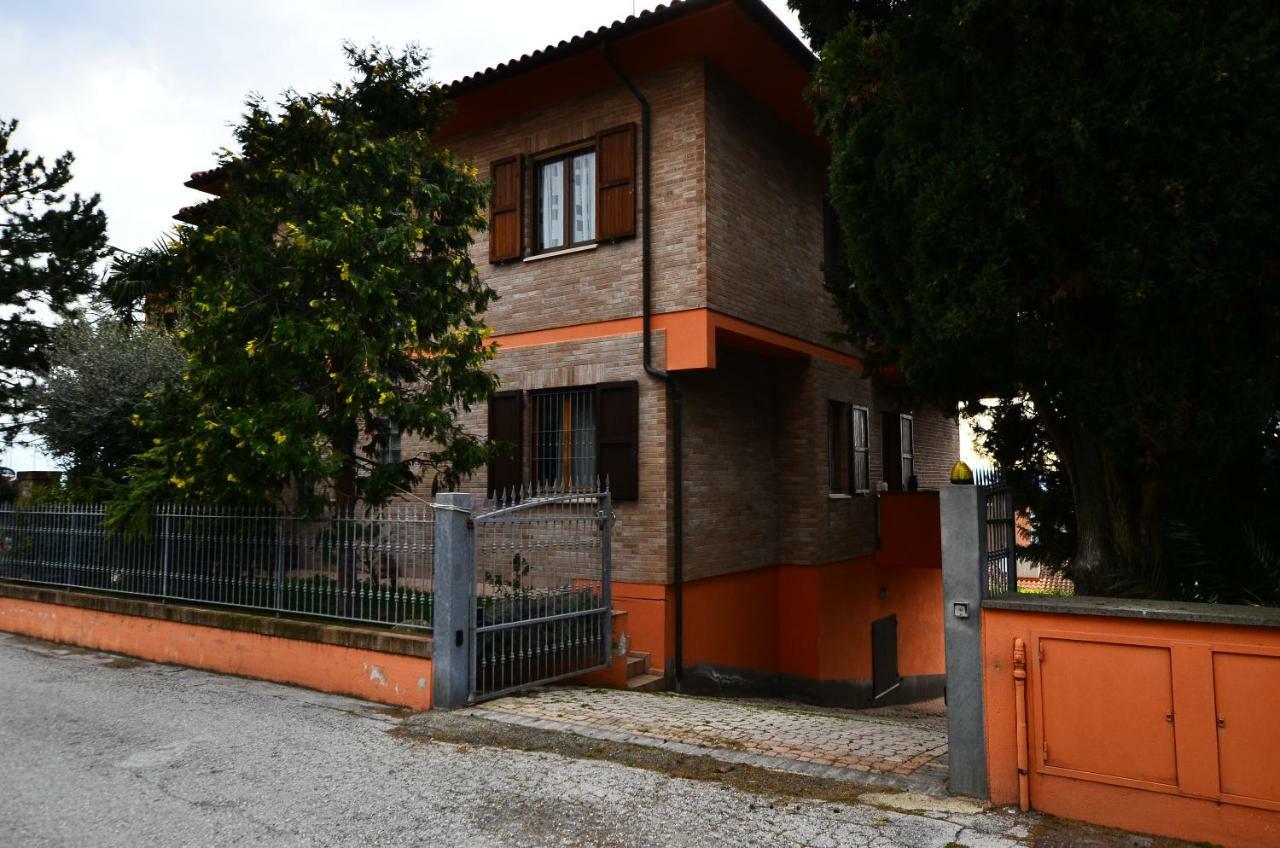 La Violetta Villa Camerano Exterior foto